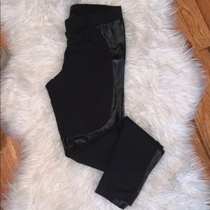 Bebe leggings with pleather